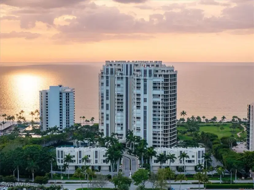 Picture of 4021 Gulf Shore Blvd N 506, Naples FL 34103