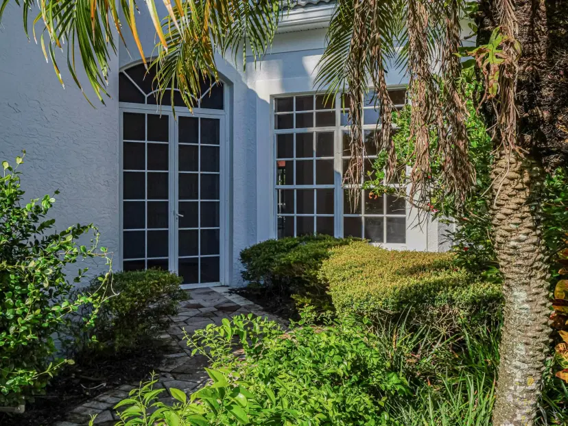 Picture of 869 Island Club Square, Vero Beach FL 32963