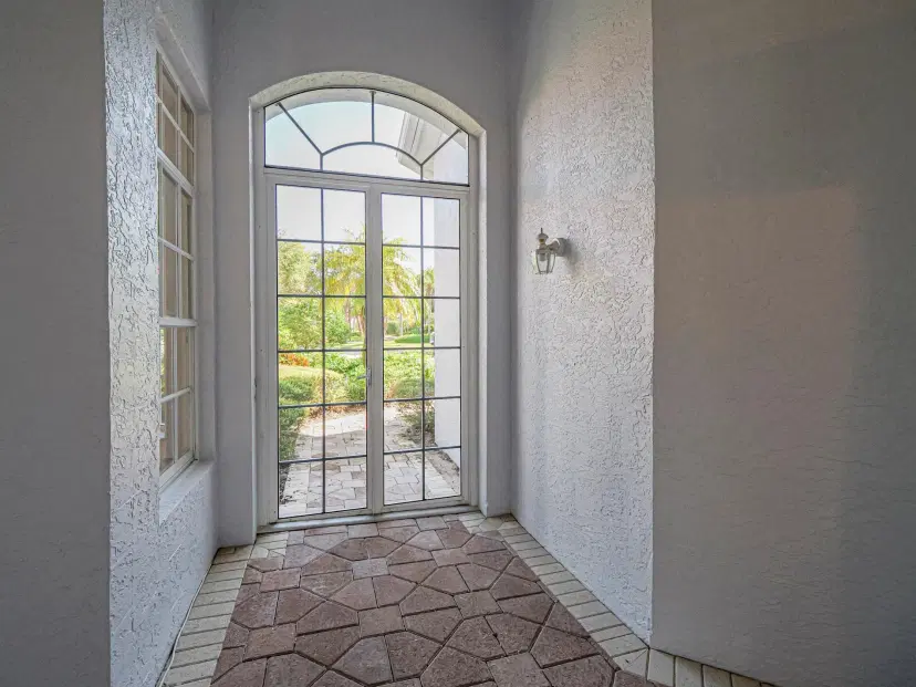 Picture of 869 Island Club Square, Vero Beach FL 32963