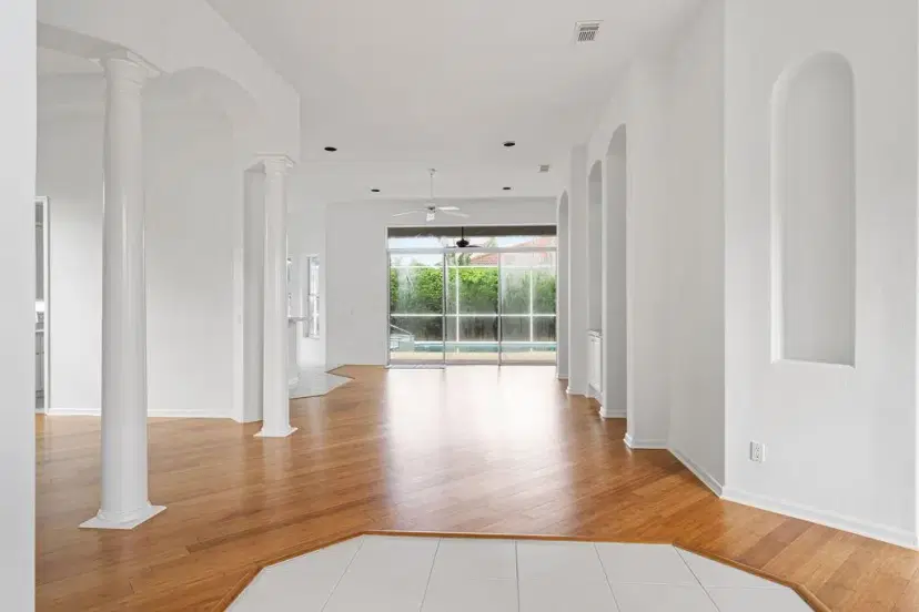 Picture of 869 Island Club Square, Vero Beach FL 32963