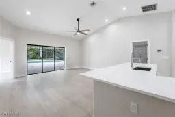 Picture of 581 Country Walk Ct, Naples, FL 34104