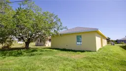 Picture of 3433 Jeffcott St, Fort Myers, FL 33916