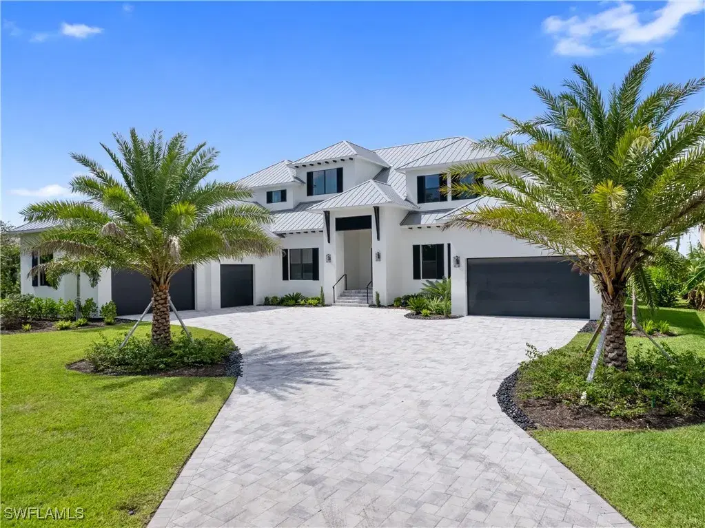 Picture of 10100 Magnolia Pointe, Fort Myers, FL 33919