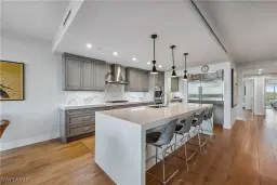 Picture of 13915 Old Coast Rd 504, Naples, FL 34110