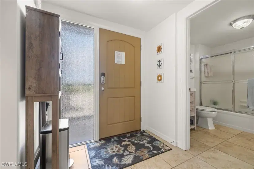 Picture of 805 River Point Dr 108C, Naples FL 34102