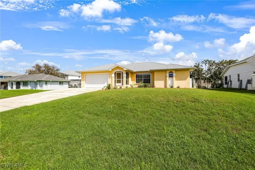 Picture of 17585 Blackfriar Dr, Fort Myers FL 33908