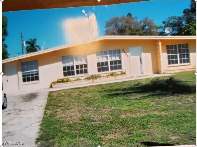 Picture of 2103 Pineview Rd 0, Fort Myers, FL 33901
