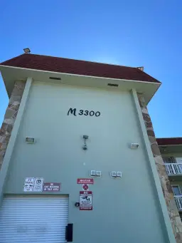 Picture of 3300 Springdale Boulevard 105, Palm Springs, FL 33461