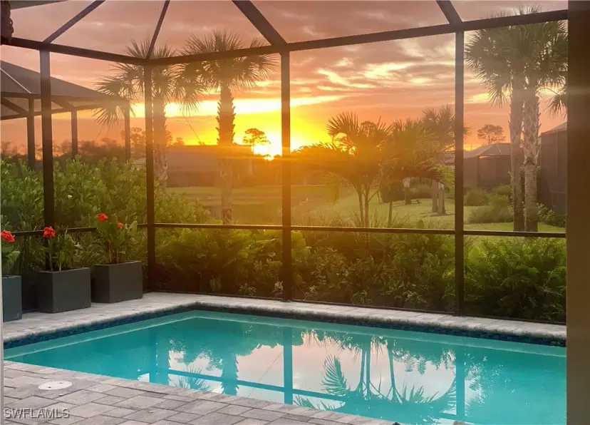 Picture of 9839 Everglades Dr, Naples FL 34120