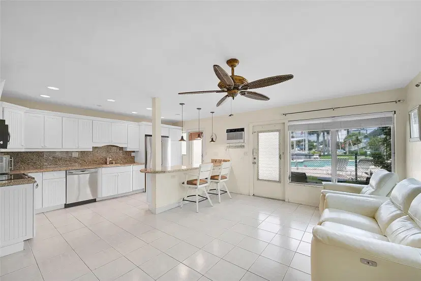 Picture of 1110 N Riverside Dr 14, Pompano Beach FL 33062