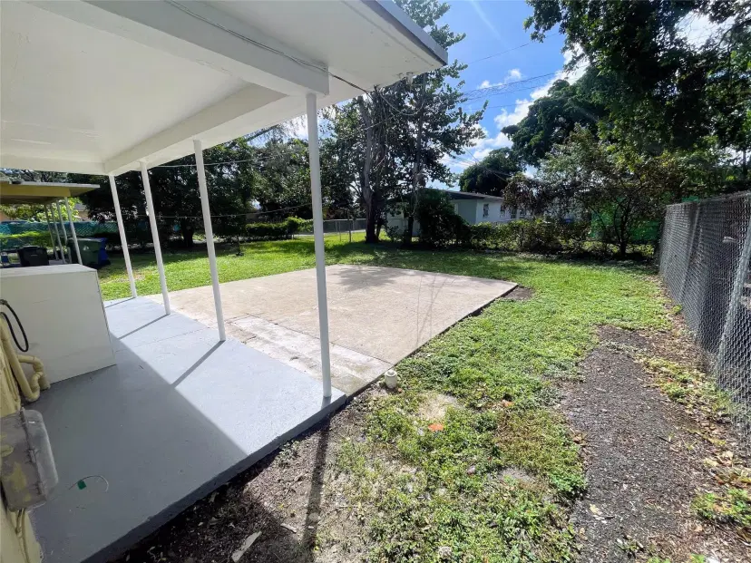 Picture of 1604 NW 7Th Pl, Fort Lauderdale FL 33311