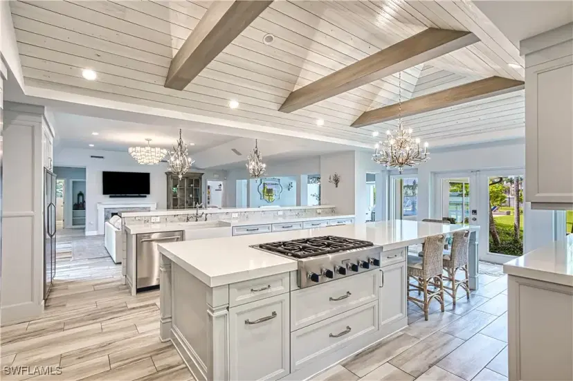Picture of 958 Spyglass Ln, Naples FL 34102