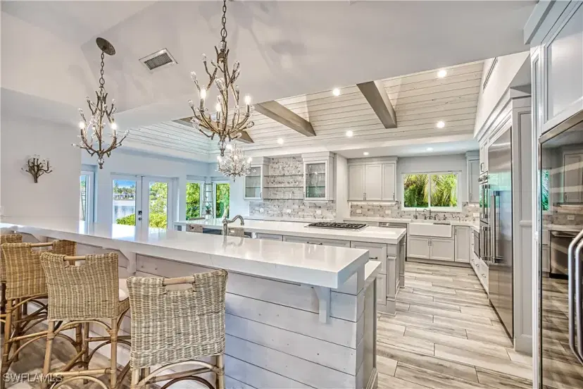 Picture of 958 Spyglass Ln, Naples FL 34102
