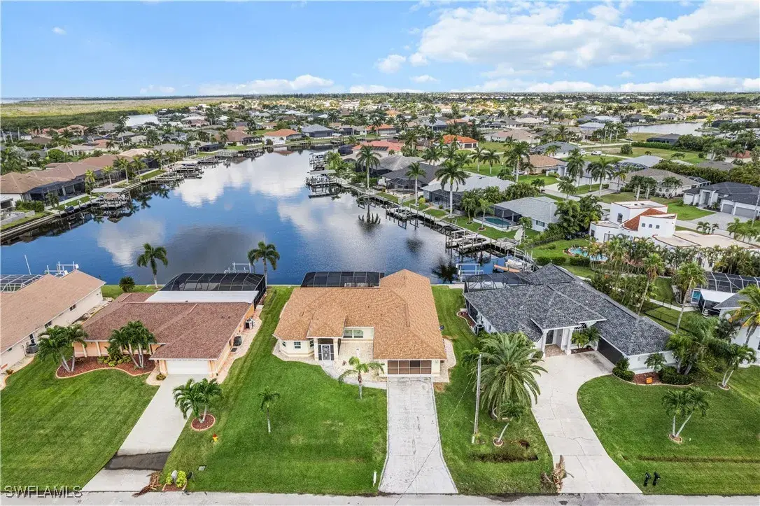 Picture of 2813 SW 31St Ln, Cape Coral, FL 33914
