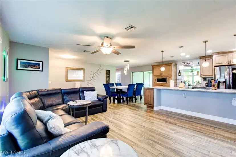 Picture of 113 SE 41St St, Cape Coral FL 33904