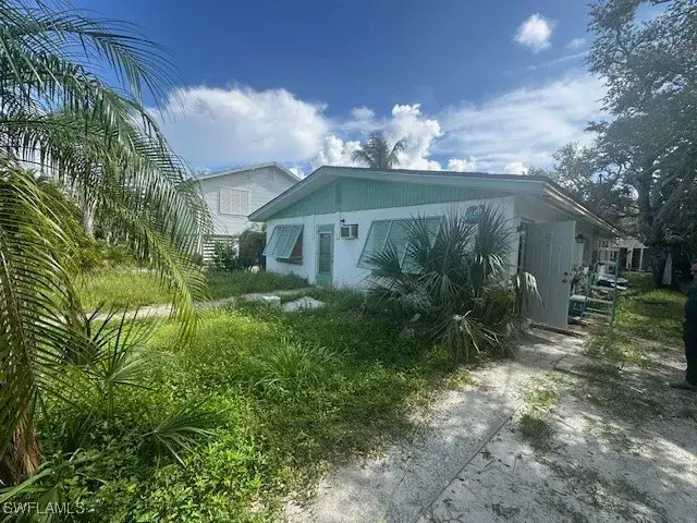 Picture of 123 Falkirk St, Fort Myers Beach FL 33931