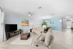 Picture of 1995 Fairmont Ln, Naples, FL 34120