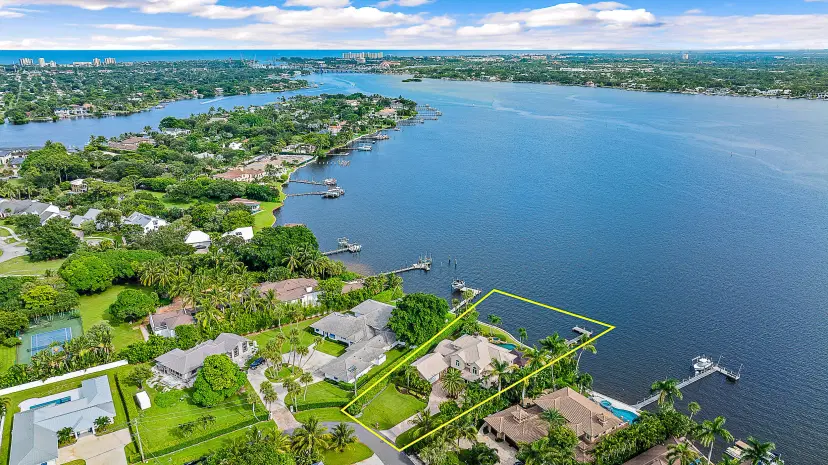 Picture of 20 Yacht Club Place, Tequesta FL 33469