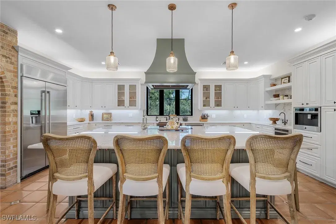 Picture of 3628 Heritage Ln, Fort Myers, FL 33908