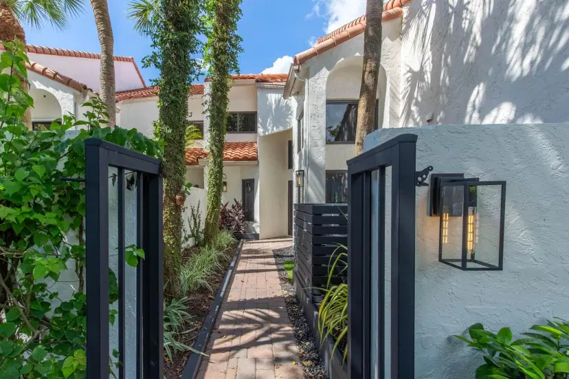 Picture of 2435 Windsor Way Court, Wellington FL 33414