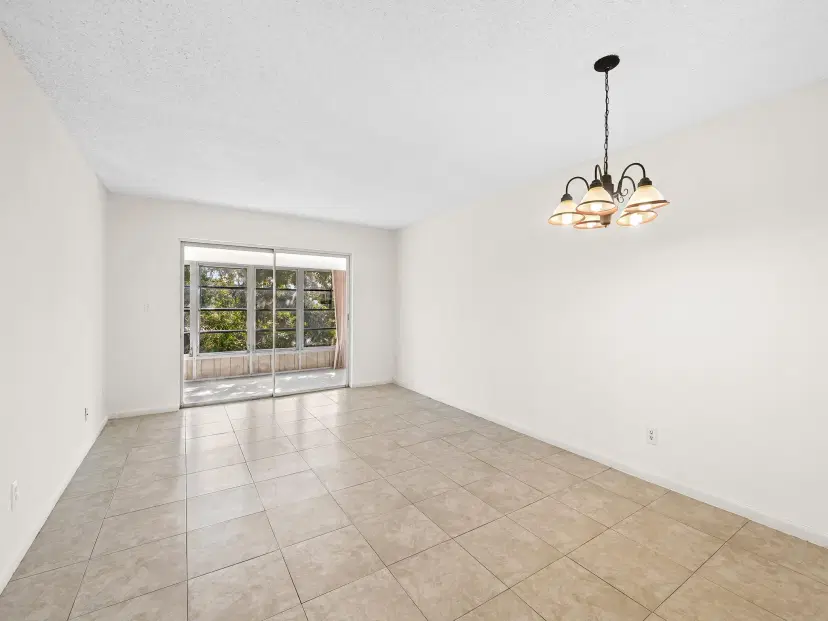 Picture of 5750 NW 64Th Ave 305, Tamarac FL 33319