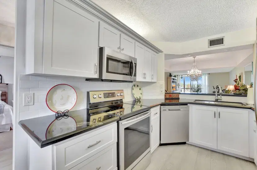 Picture of 23305 Barwood Lane N 303, Boca Raton FL 33428