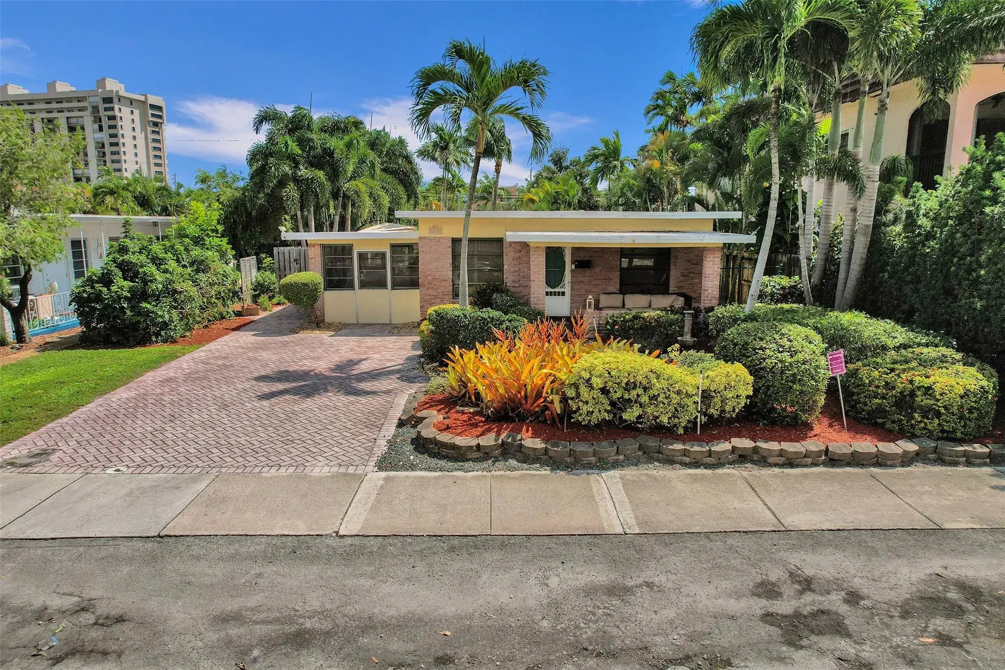 Picture of 4638 Poinciana St, Lauderdale By The Sea, FL 33308