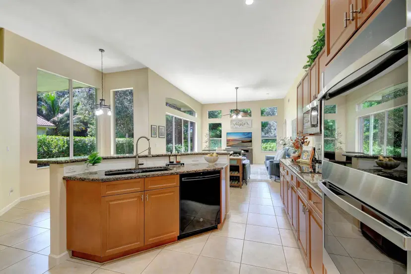 Picture of 6021 Walnut Hill Drive, Lake Worth FL 33467