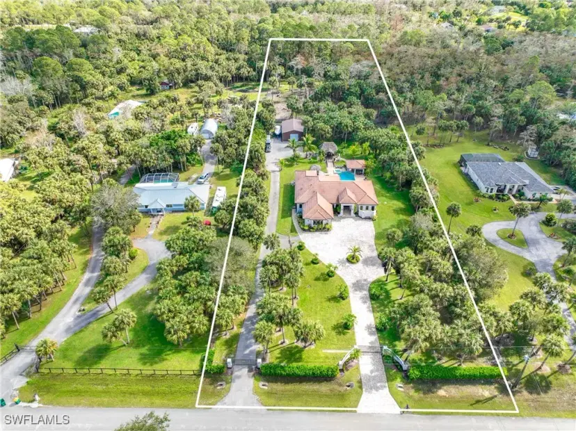 Picture of 214 9Th St Nw, Naples FL 34120