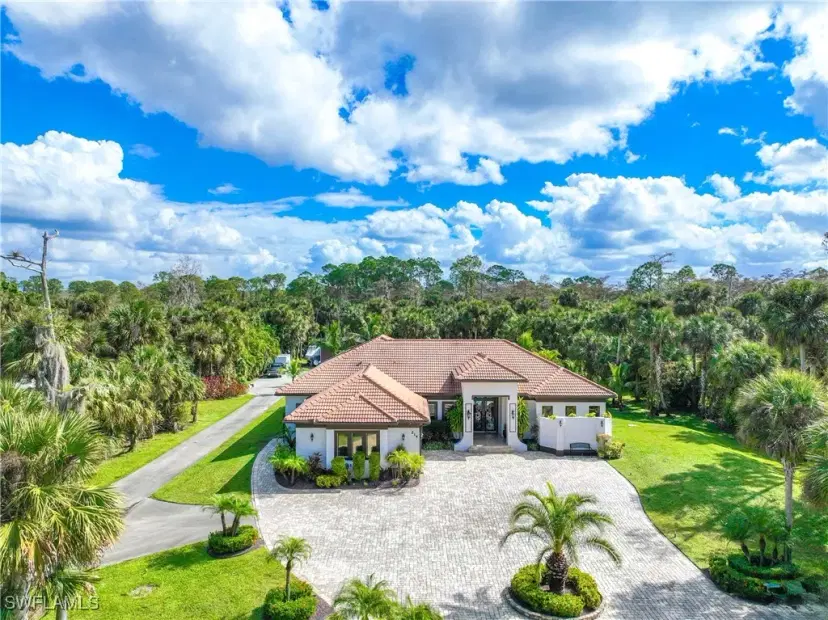 Picture of 214 9Th St Nw, Naples FL 34120