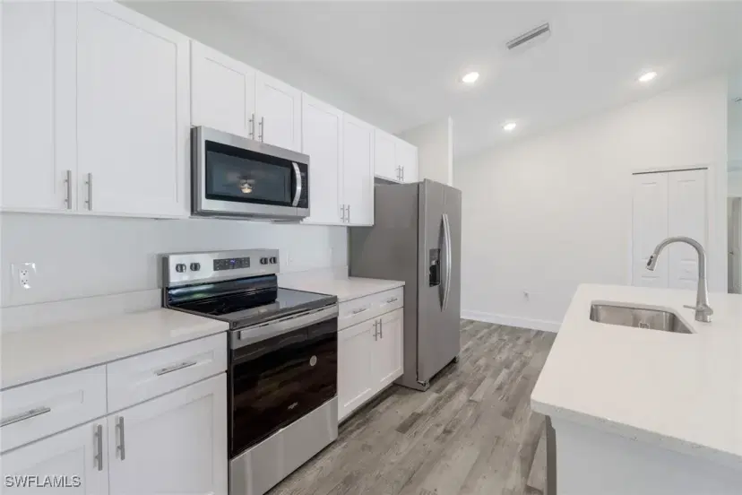 Picture of 532 NW 18Th Ave, Cape Coral FL 33993