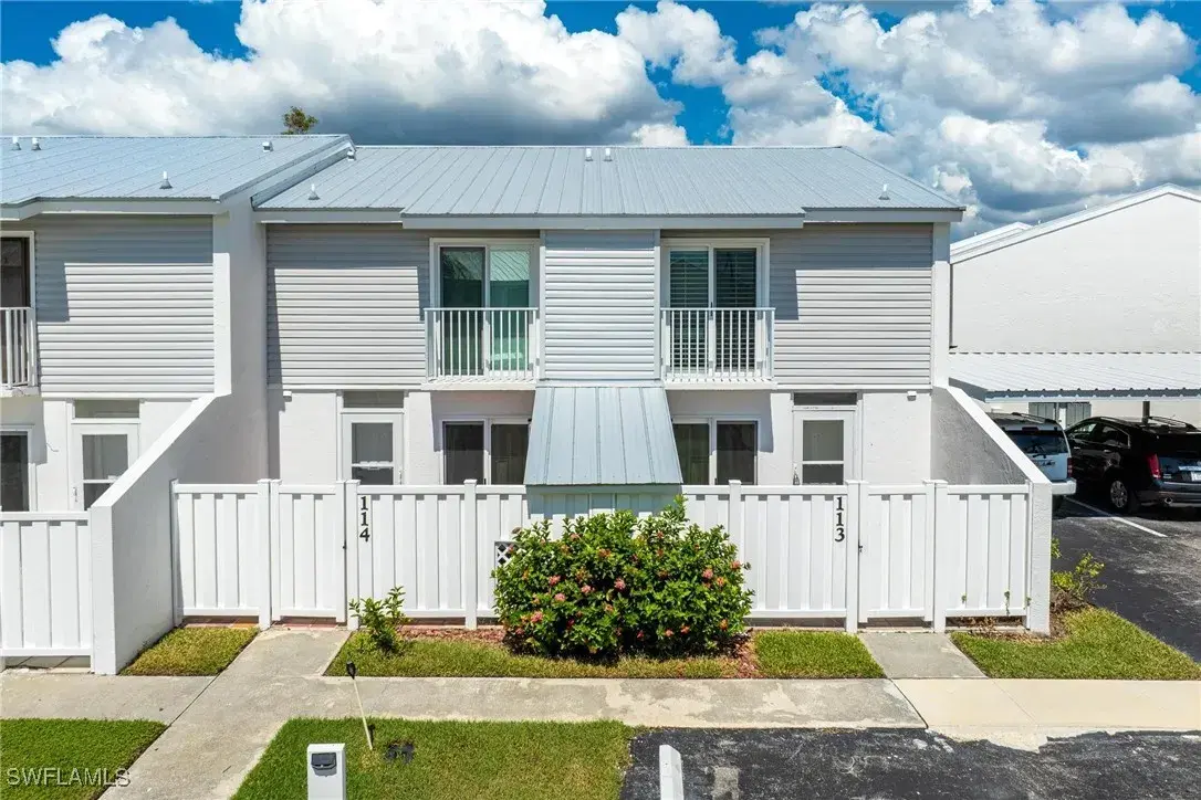 Picture of 18038 San Carlos Blvd 113, Fort Myers Beach, FL 33931