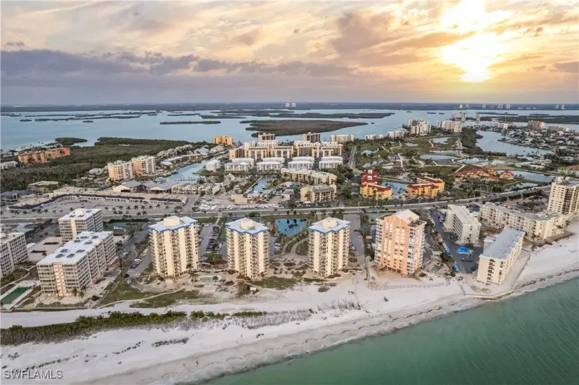 Picture of 4591 Bay Beach Ln 294, Fort Myers Beach FL 33931