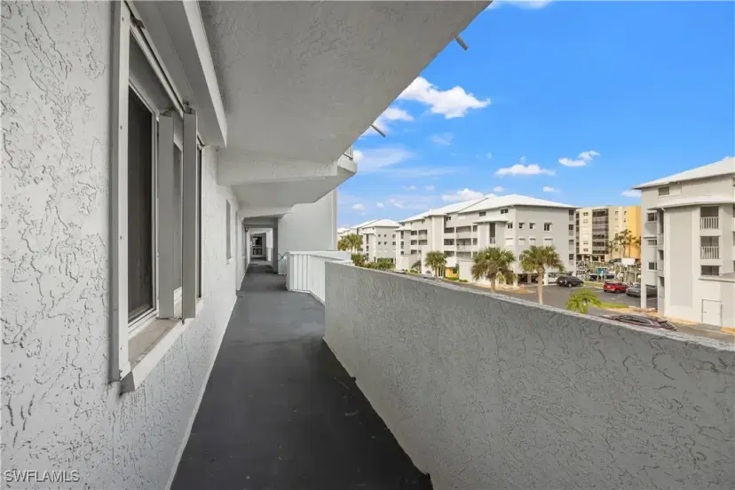 Picture of 4591 Bay Beach Ln 294, Fort Myers Beach FL 33931