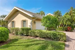 Picture of 204 Edgemere Way S, Naples, FL 34105