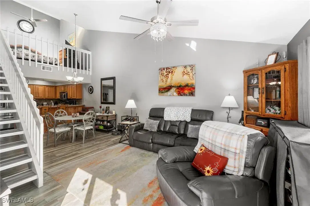 Picture of 8913 Somerset Blvd, Fort Myers, FL 33919