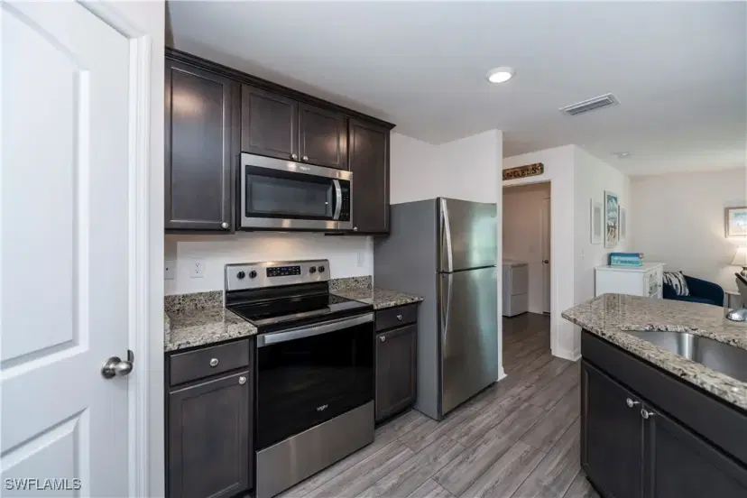 Picture of 2203 NW 10Th St, Cape Coral FL 33993