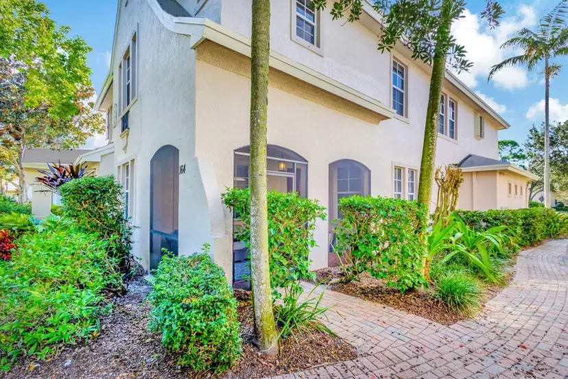 Picture of 164 Evergrene Parkway, Palm Beach Gardens FL 33410