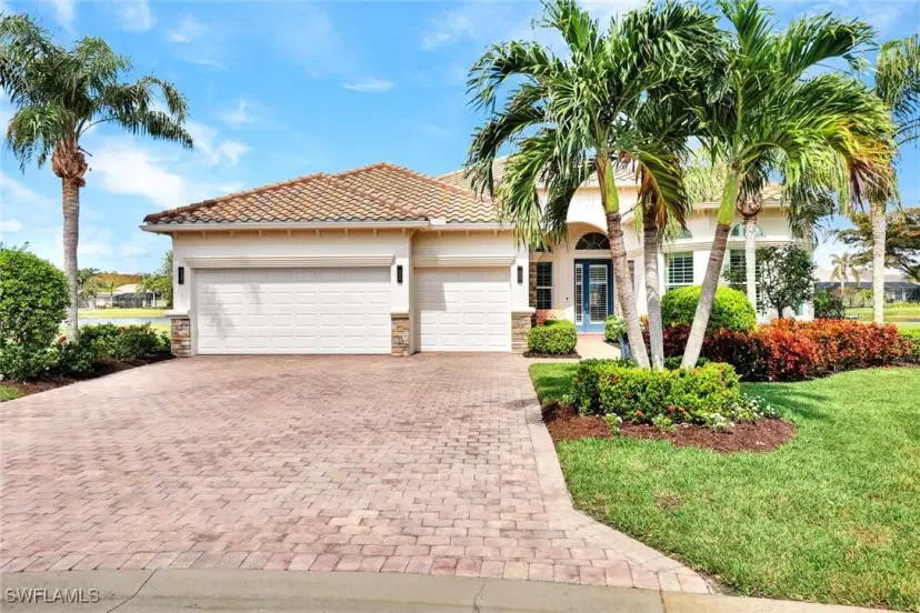 Picture of 9399 Slate Ct, Naples FL 34120