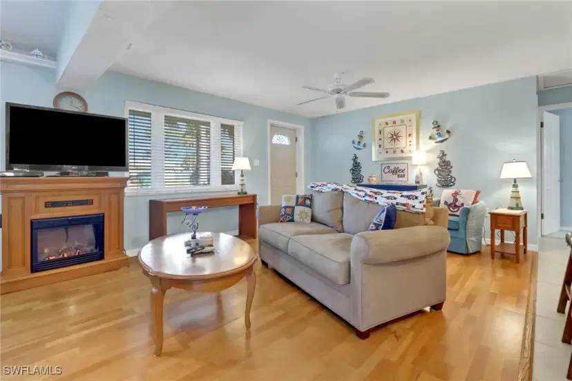 Picture of 26 4Th St, Bonita Springs FL 34134