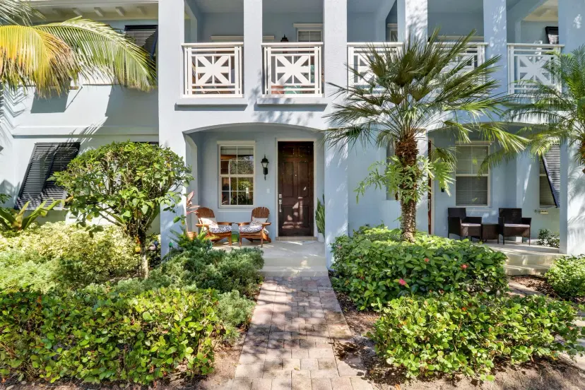 Picture of 3111 E Community Drive Dr, Jupiter FL 33458