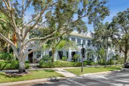 Picture of 3111 E Community Drive Dr, Jupiter, FL 33458