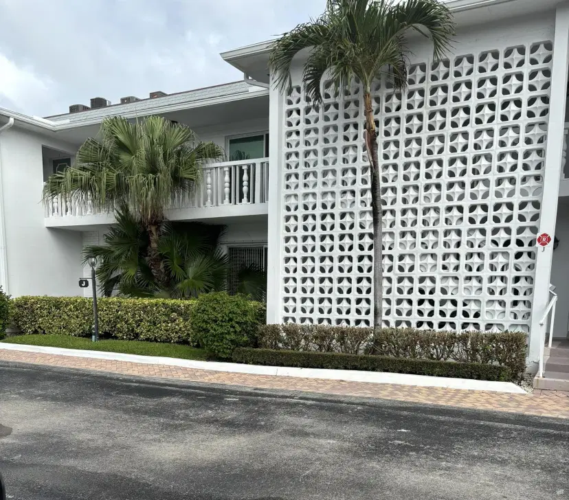 Picture of 4201 SOUTH Ocean Boulevard J-2, South Palm Beach FL 33480