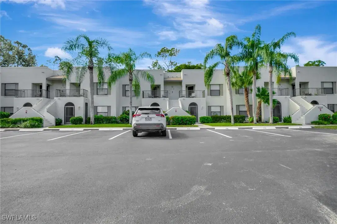 Picture of 3323 Olympic Dr 715, Naples, FL 34105