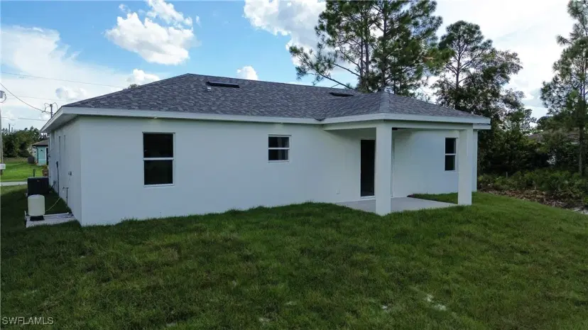 Picture of 4006 2Nd St Sw, Lehigh Acres FL 33976
