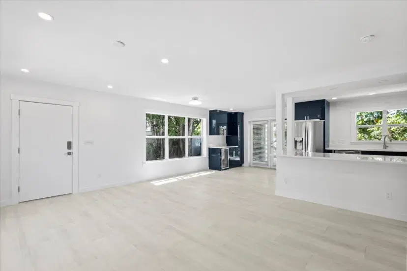 Picture of 924 Coquina Lane 3, Vero Beach FL 32963