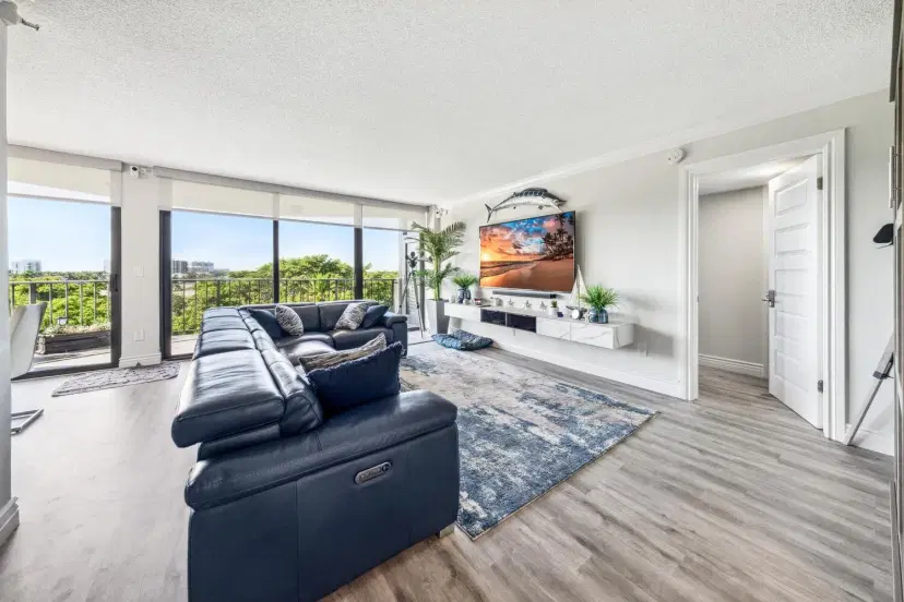 Picture of 859 Jeffery St 6090, Boca Raton FL 33487