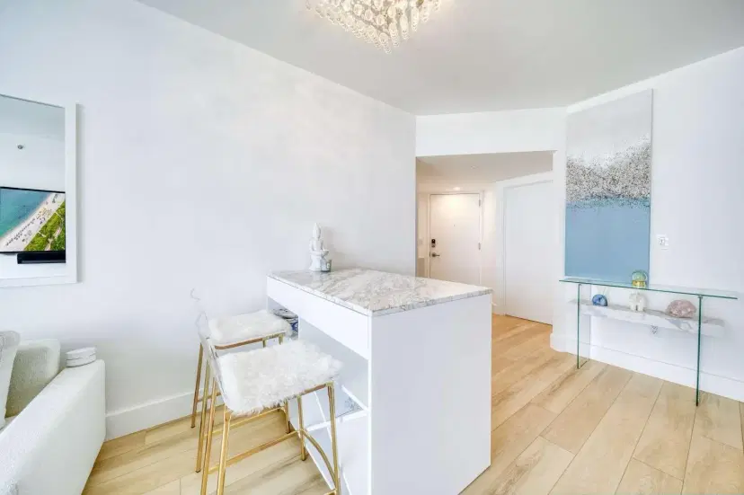 Picture of 6365 Collins Avenue 2406, Miami Beach FL 33141