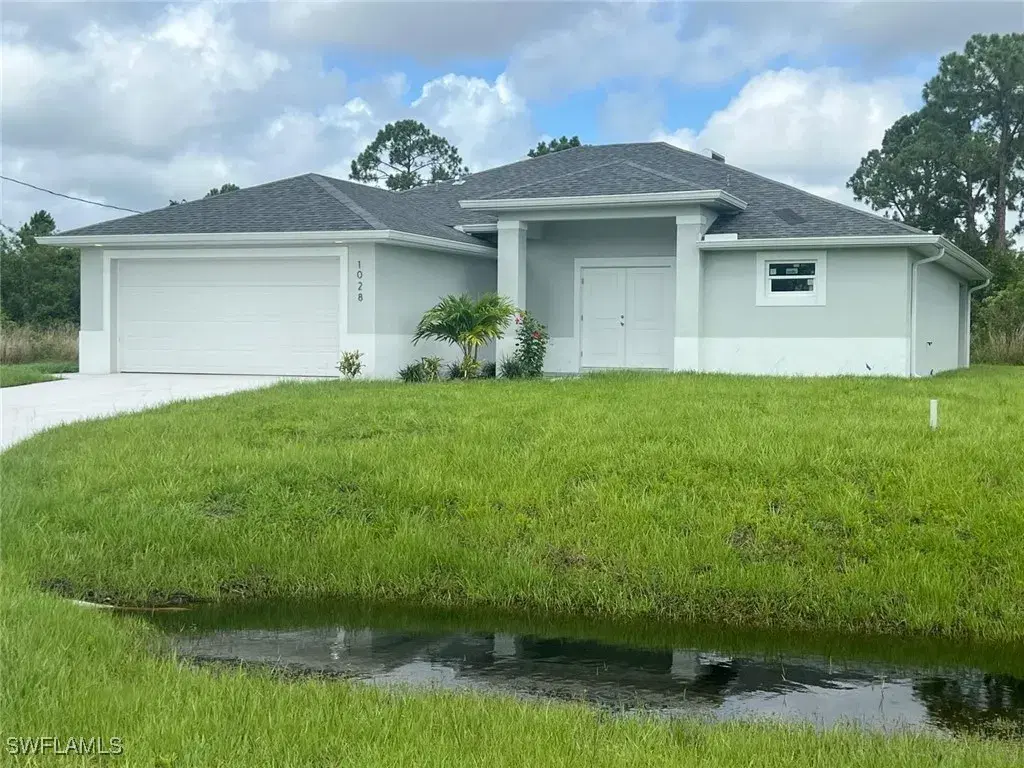 Picture of 1028 Fayette Ave, Lehigh Acres, FL 33974