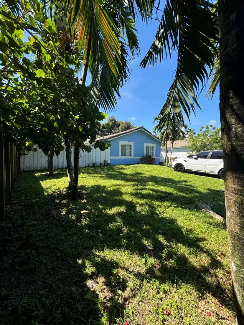 Picture of 1649 SW 28Th Ter, Fort Lauderdale FL 33312